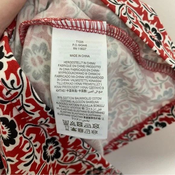 Boden Red and Black Floral Sweetheart Neck Long Sleeve Jersey Knit Top Size 8 - Picture 5 of 5